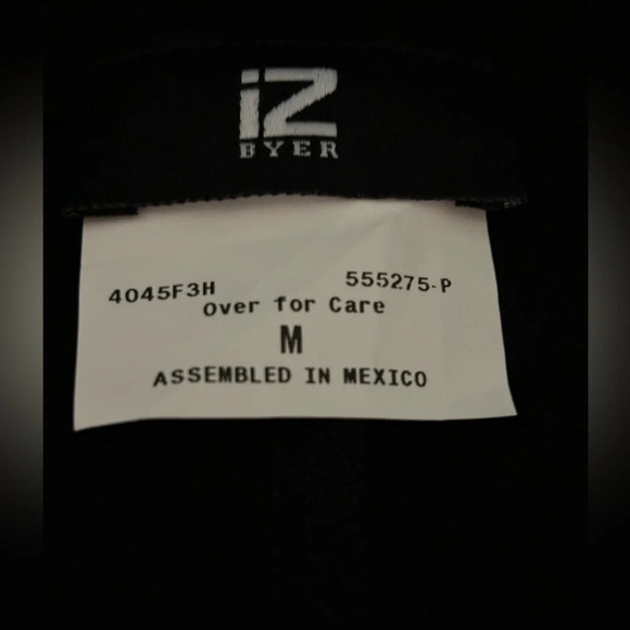 iZ Byer Womens Black Pencil Skirt Kick Slit Size Medium Rayon/nylon/spandex - Picture 6 of 8